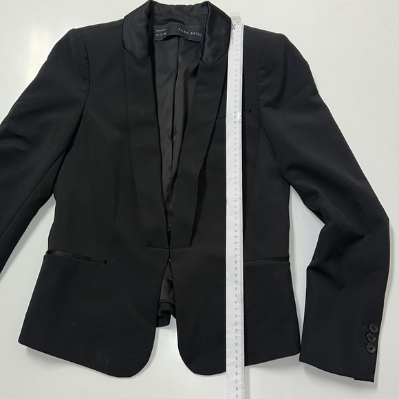 Zara Cinched Blazer - Picture 6 of 9